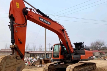 Doosan DX300LC-9C excavator