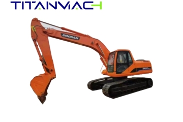 Doosan DH220-7 Excavator