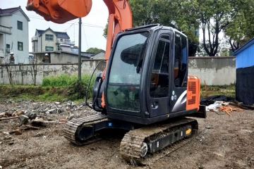 Hitachi ZX60 excavator