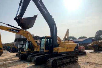 Volvo EC210BLC excavator