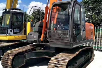 Hitachi ZX210-3 excavator