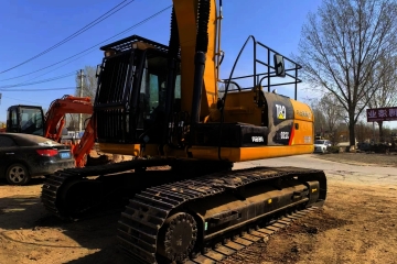 Caterpillar 323D2L