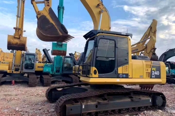 Komatsu PC240-8 excavator