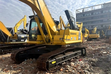 Komatsu PC240-8 excavator