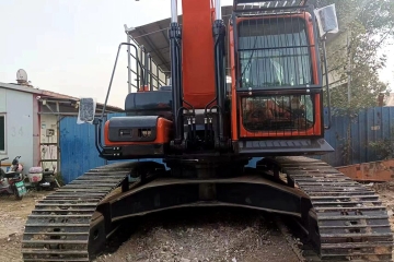 DOOSAN DX300 excavator