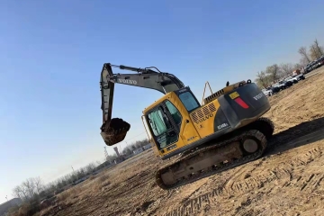 Volvo EC140BLC excavator