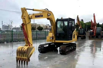 Komatsu PC70-8 excavator