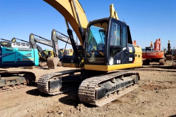 Caterpillar CAT 320D excavator