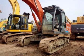 Hitachi ZX200-3 excavator