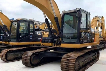 Caterpillar CAT323D excavator