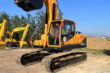 Hyundai R225-9S excavator