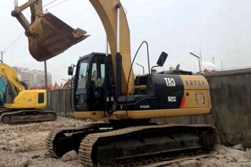 Caterpillar CAT325D excavator