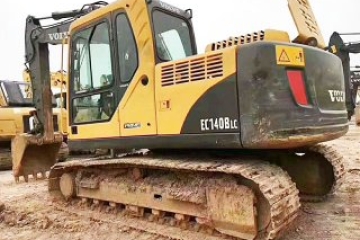 Volvo 140B Excavator