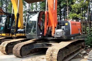 Hitachi ZX240-3 excavator