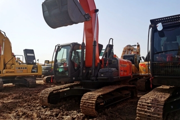 Hitachi ZX240-3 excavator