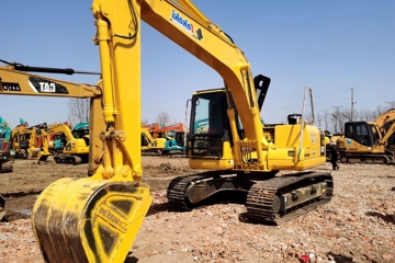 Komatsu PC130-7 excavator