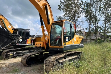 Hyundai R220-9S excavator