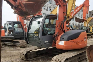 Hitachi ZX75 excavator