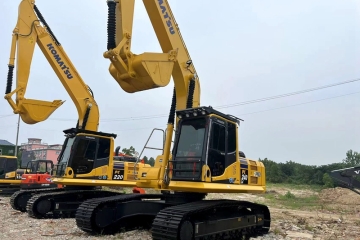 Komatsu PC240-8 excavator