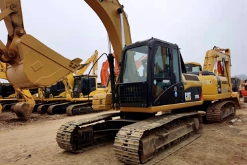 Caterpillar CAT315D excavator