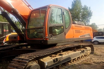 Doosan DX340LC-9 excavator