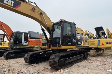 Caterpillar CAT320D excavator