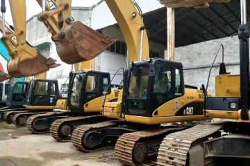 Caterpillar cat320d excavator