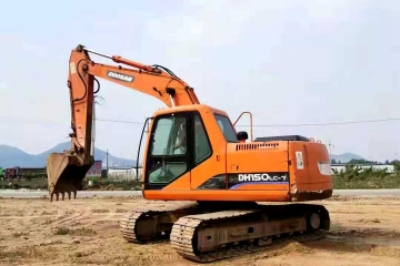 Doosan DH150LC-7 excavator